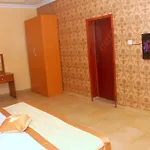 Hollandas & 3* Ijebu Ode