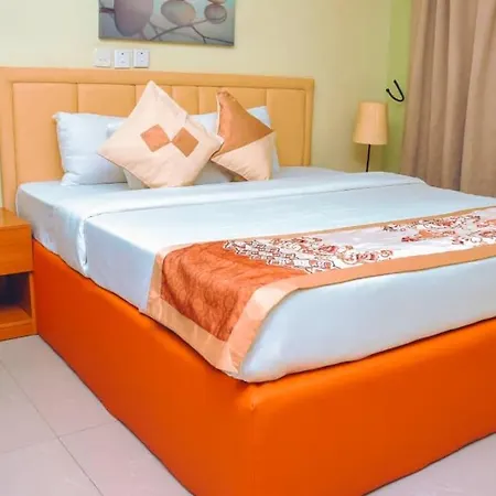 Hollandas & 3* Ijebu Ode