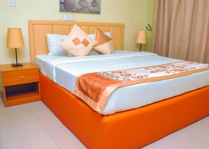 Hollandas & 3* Ijebu Ode